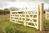 Gates 1220 mm x 1200 mm